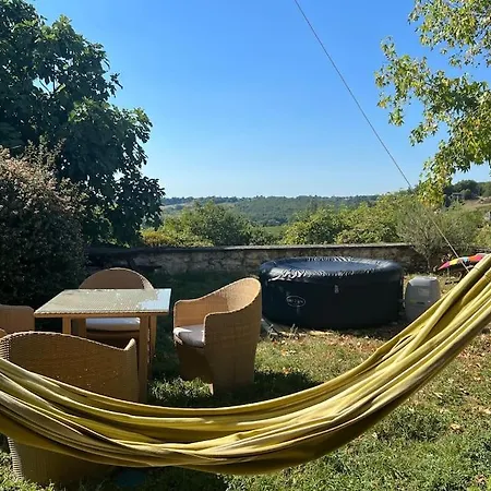 La Maison Pourpre *